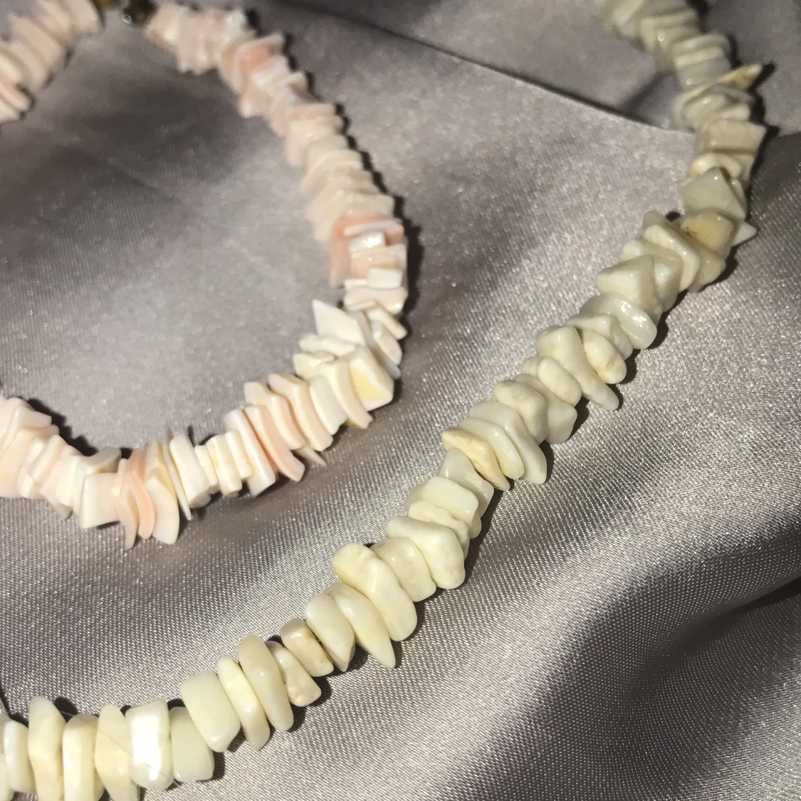 Ett armband och ett halsband - 91