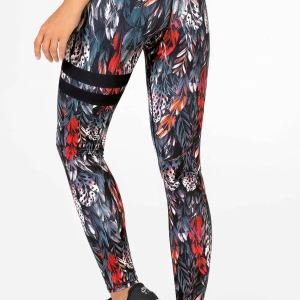 Stronger thigts - Phoenix - Tränings thigts i väldigt bra skick använda få gånger pågrund av att dom vart förstora och inte gick att skicka tillbaks!!