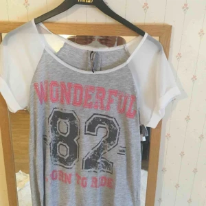  - En fin T-shirt som kommer från Stradivarius