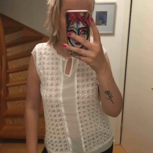  - Snyggt linne från Mexx