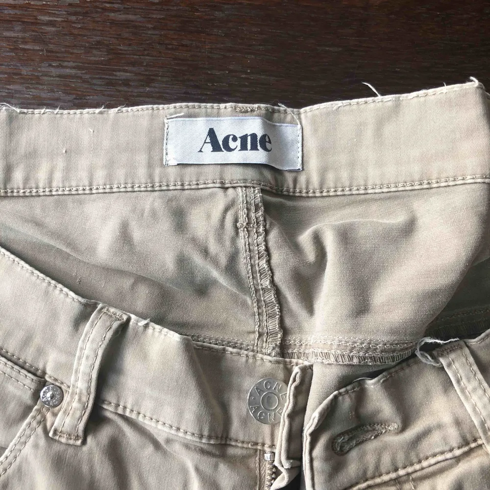Acne jeans beige 36/34. Jeans & Byxor.