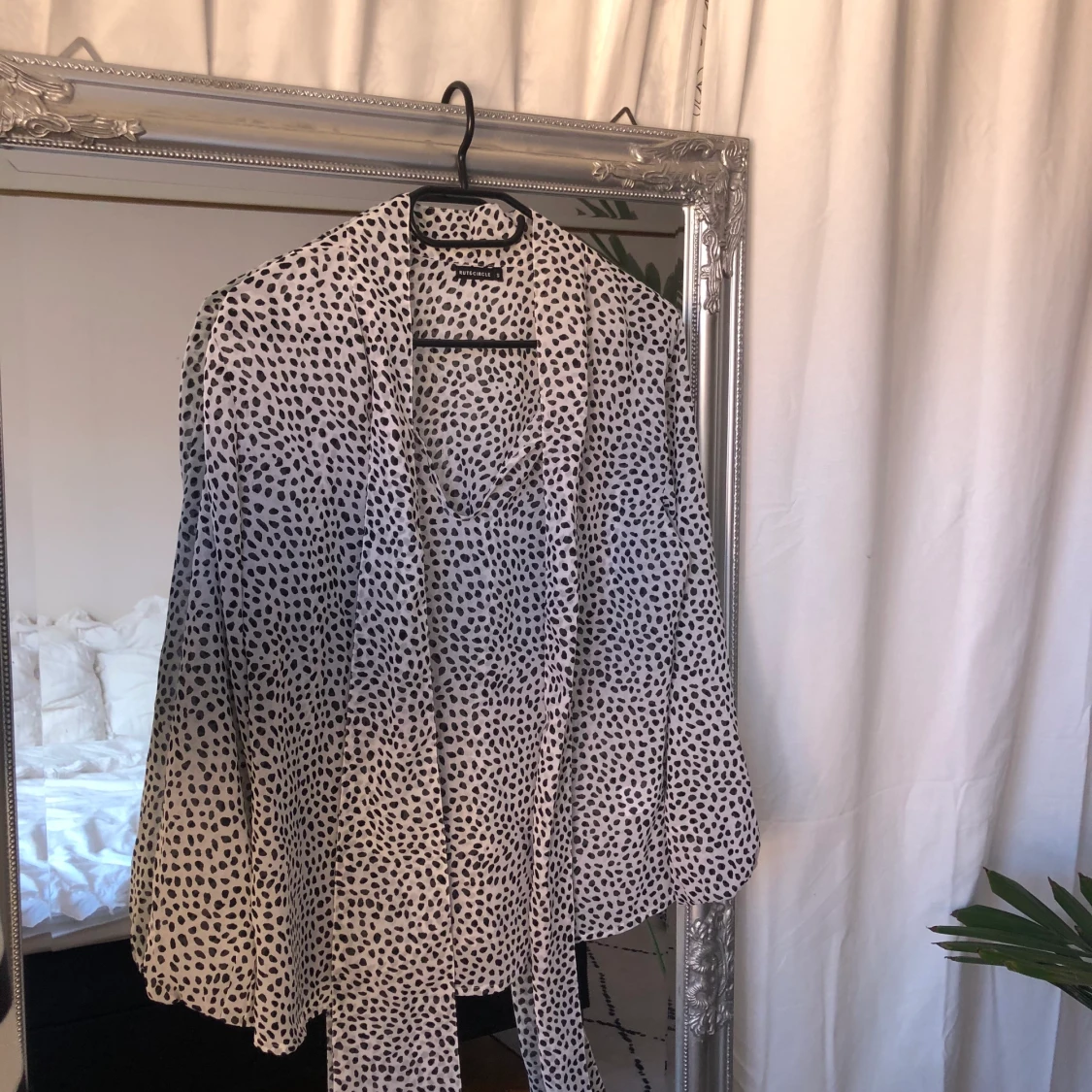 Knytblus prickig  - 90