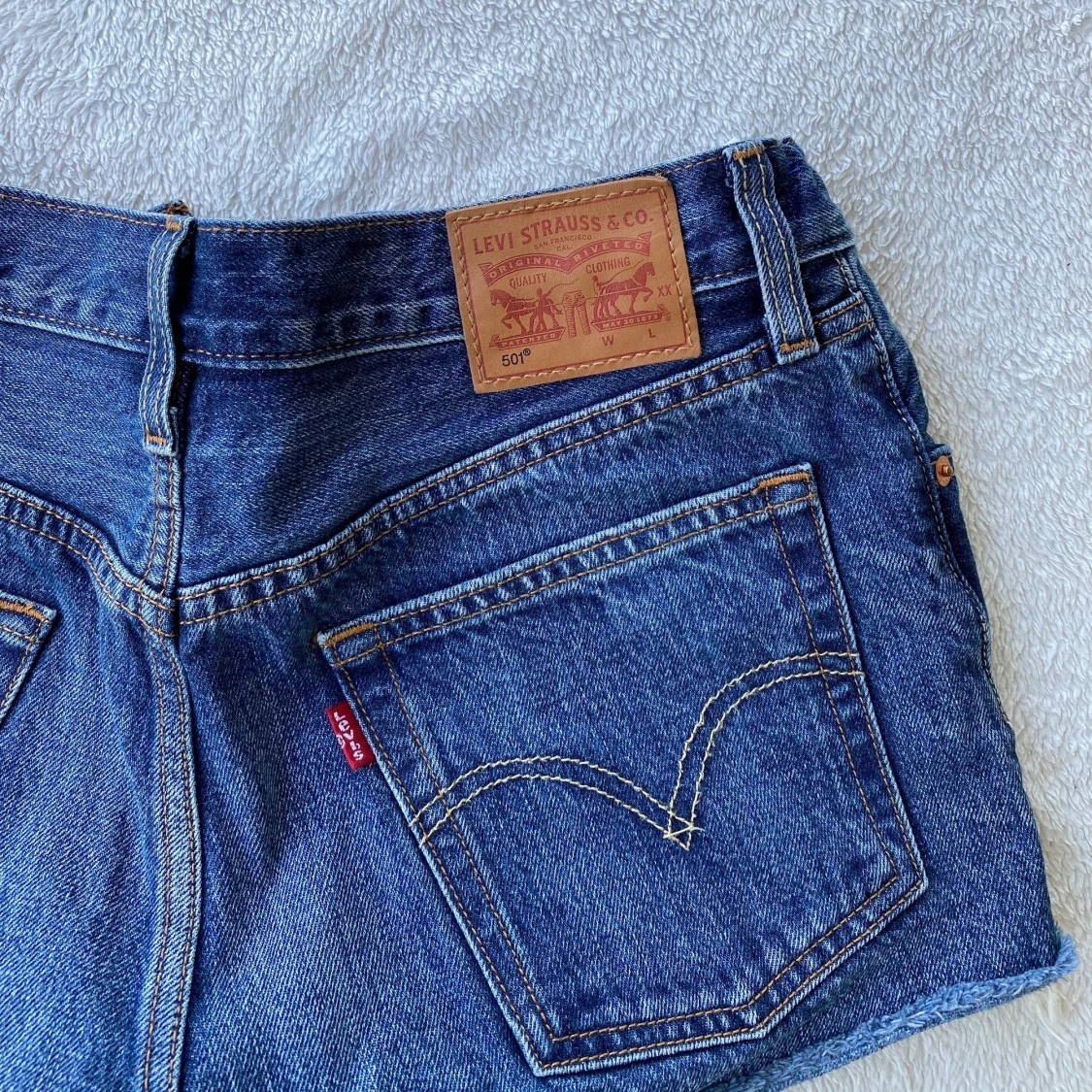 Levis shorts  - 90