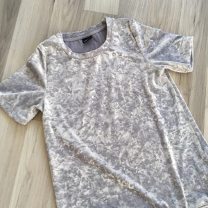 Gina tricot tröja storlek S - Bra skick 