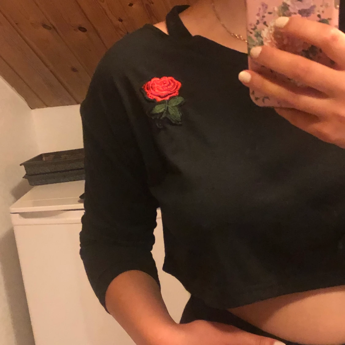 Svart croppad tröja  - 90