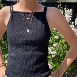 Linne - Linne inköpt på Asos från märket Collusion. Skönt material samt något croppad☺️frakt exkluderad