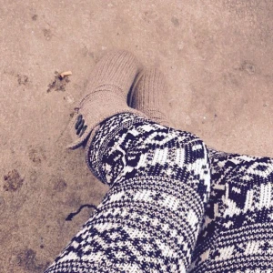  - Snygga stickade uggs, äkta! Sparsamt använda. 