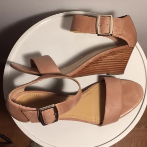  - Sandals by Nine West, heel 5.5 cm