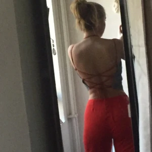  - 80s, snygg sommar topp med bar rygg 