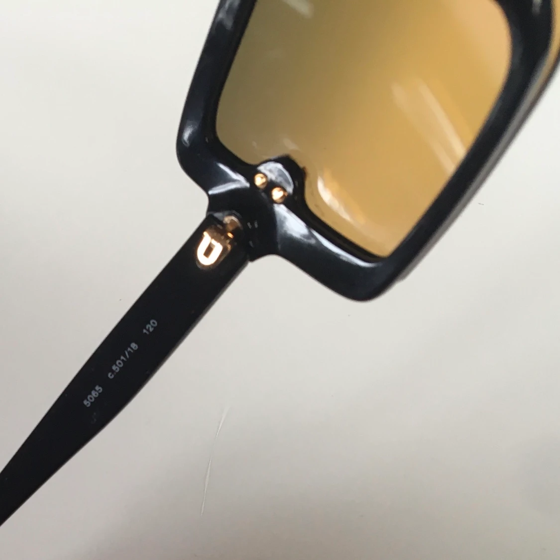 Äkta Chanel solglasögon  - 90