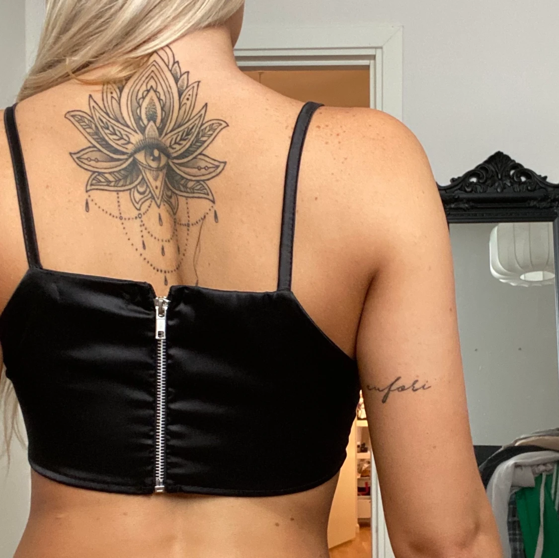 Satintopp Prettylittlething strl 10 - 90