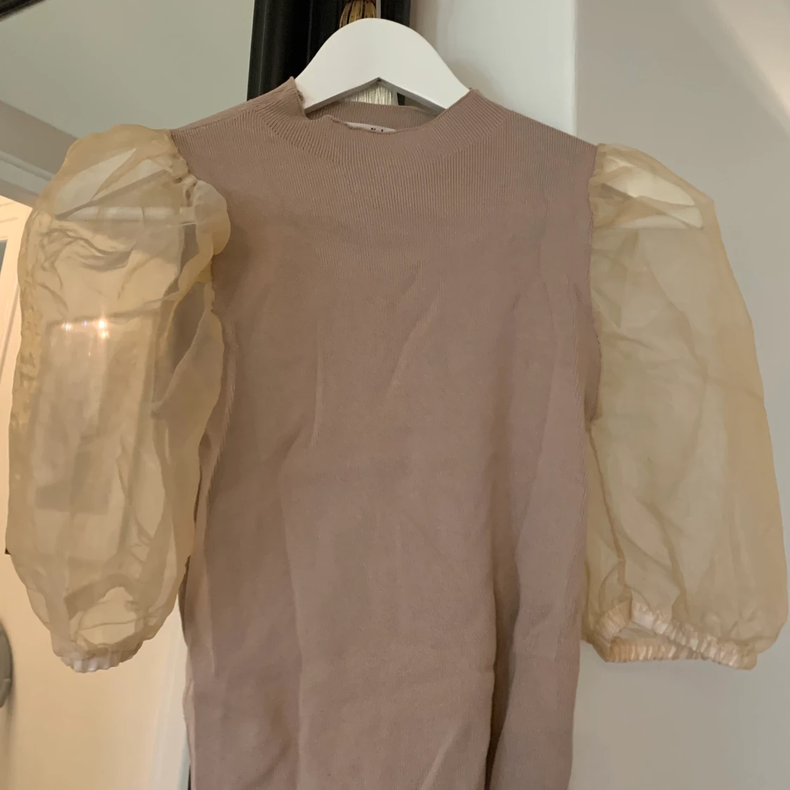 Topp m.puffärm - 90