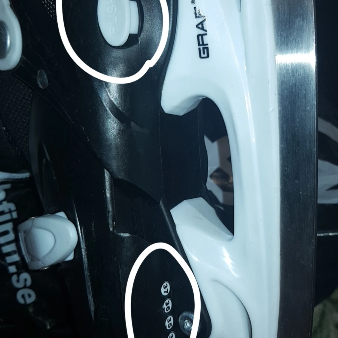 Skridskor 34-37 (storlek kan justeras) - 90