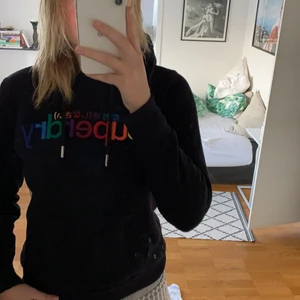 Storlek EU 40 ( medium)  - Använd en gång är i ett extremt bra skick! 