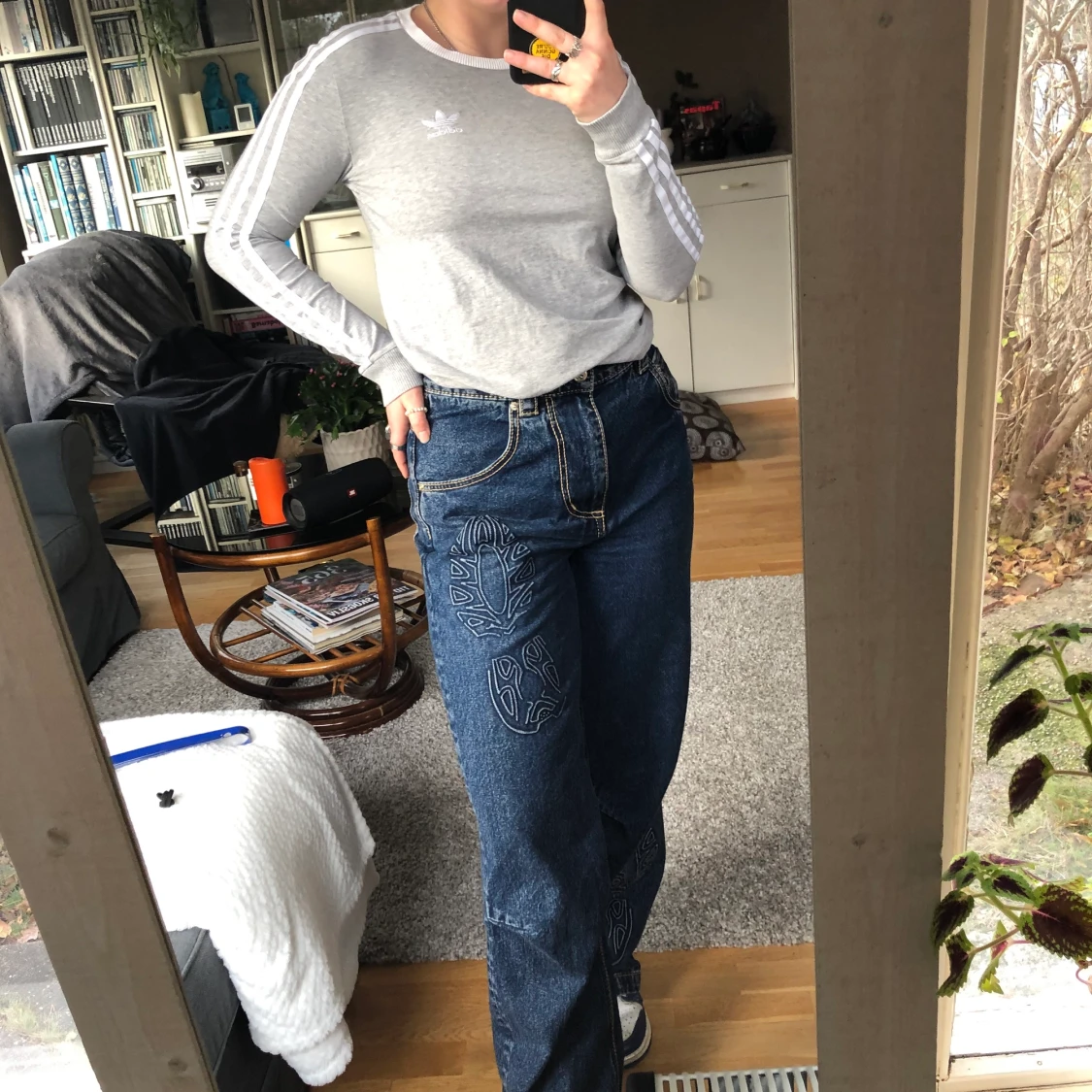 Grå sweatshirt från adidas - 90