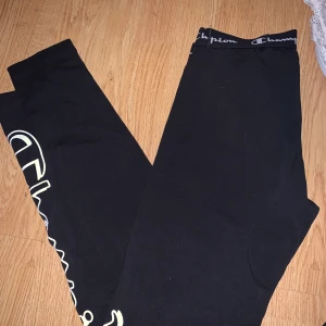 Champions leggings  - Helt nya träningsleggins från Champions, aldrig använda.  Köpta för 220 kr 