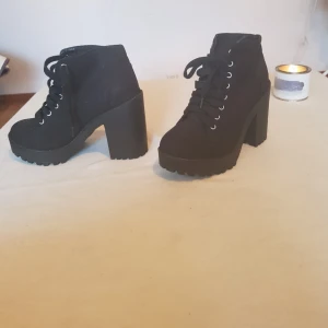  - Platå skor, med snörning 🌸 jättefina och endast provade! 