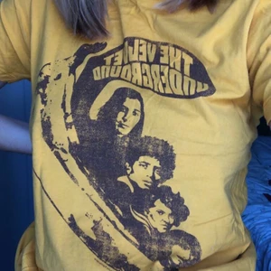 Bandtröja - Velvet Underground - Snygg tröja med tryck från bästa bandet. Köpt i Oslo och säljs för att den inte kommer till användning. 