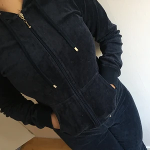 Mjukisset  - Ett skönt mjukisset från Cubus i storlek S. Det är använt, men i bra skick🥰