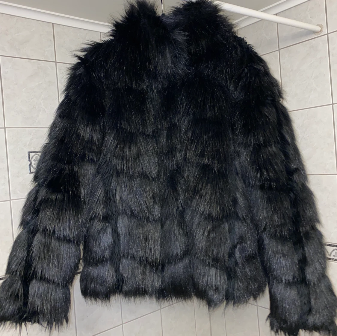 Fluffig jacka från NLY Trend - 90