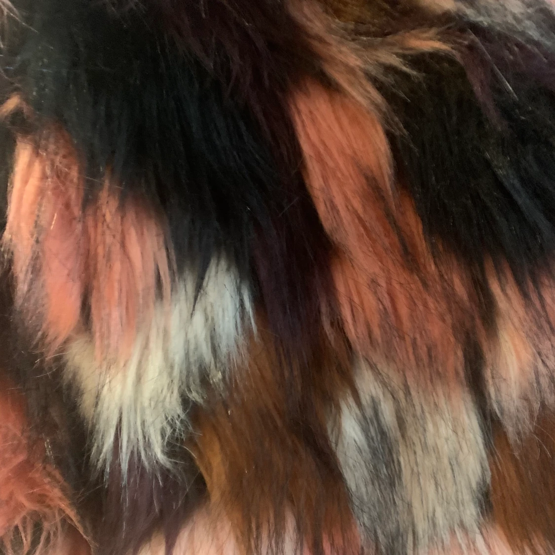 Fauxfur färgglad jacka  - 91