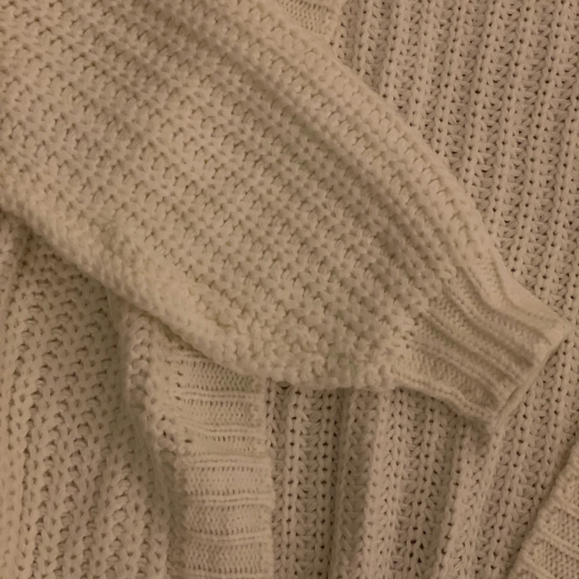 Stickad kofta - 90