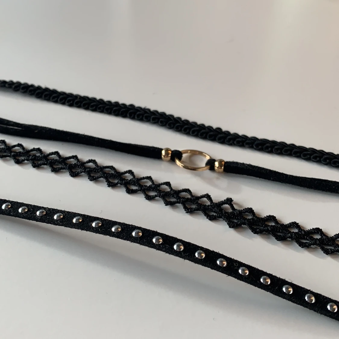 Svarta chokers  - 90