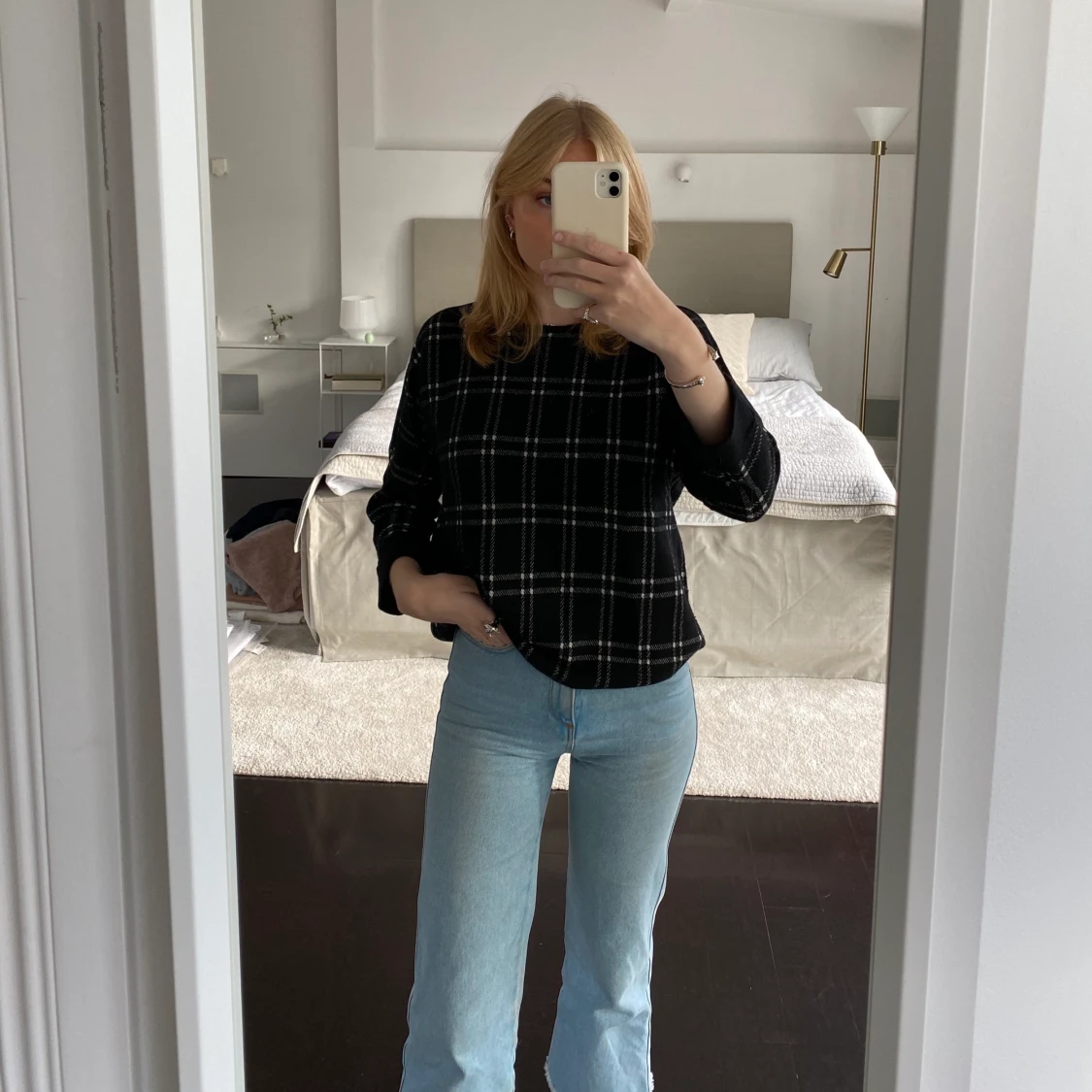 Massimo dutti rutig stickad tröja i storlek S