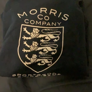 Morris tjocktröja - Riktigt snygg Morris tjocktröja i storlek s men sitter som m