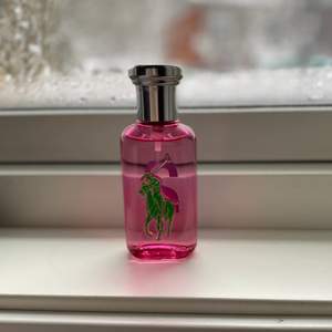 Ralph Lauren parfym, 50 ml, nästintill oanvänd, kan skickas💕