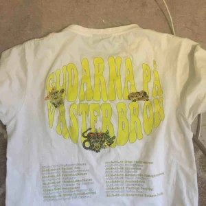  - Coolaste tishan från hov1! Så snygg och nästintill oanvänd