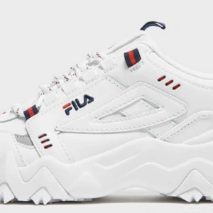 Fila skor - Helt nya oanvända fila skor. Sälja pågrund av fel storlek. 