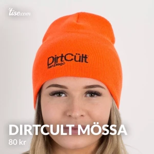 Dirtcult mössa  - Knappt använd 