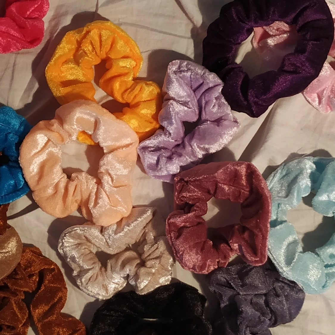 SCRUNCHIES - 91