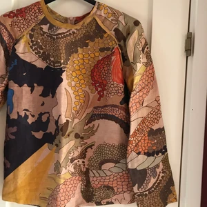 Lovechild linneblus - Superfin linneblus från danska Lovechild.