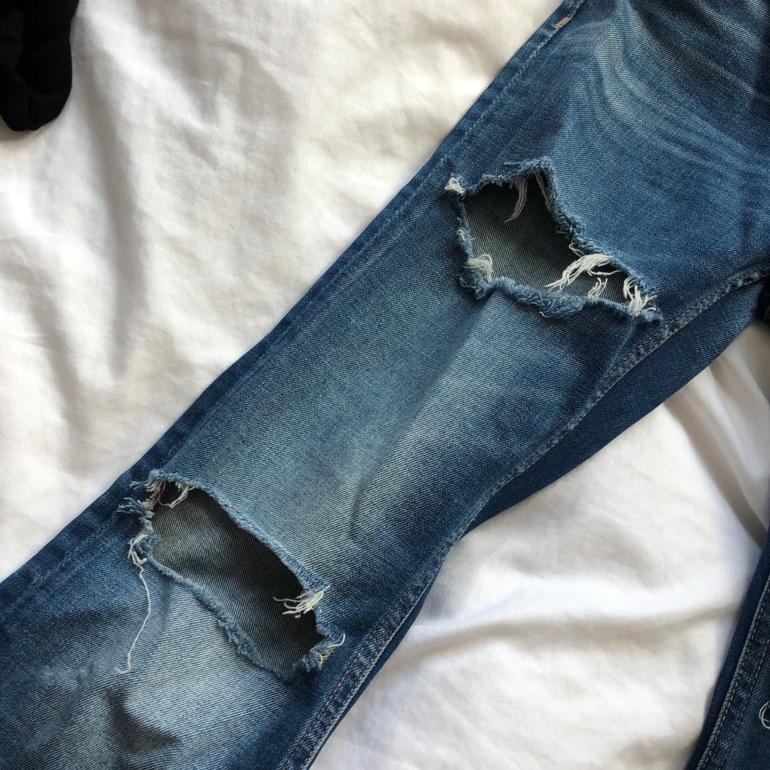 Bootcut jeans med hål - 90