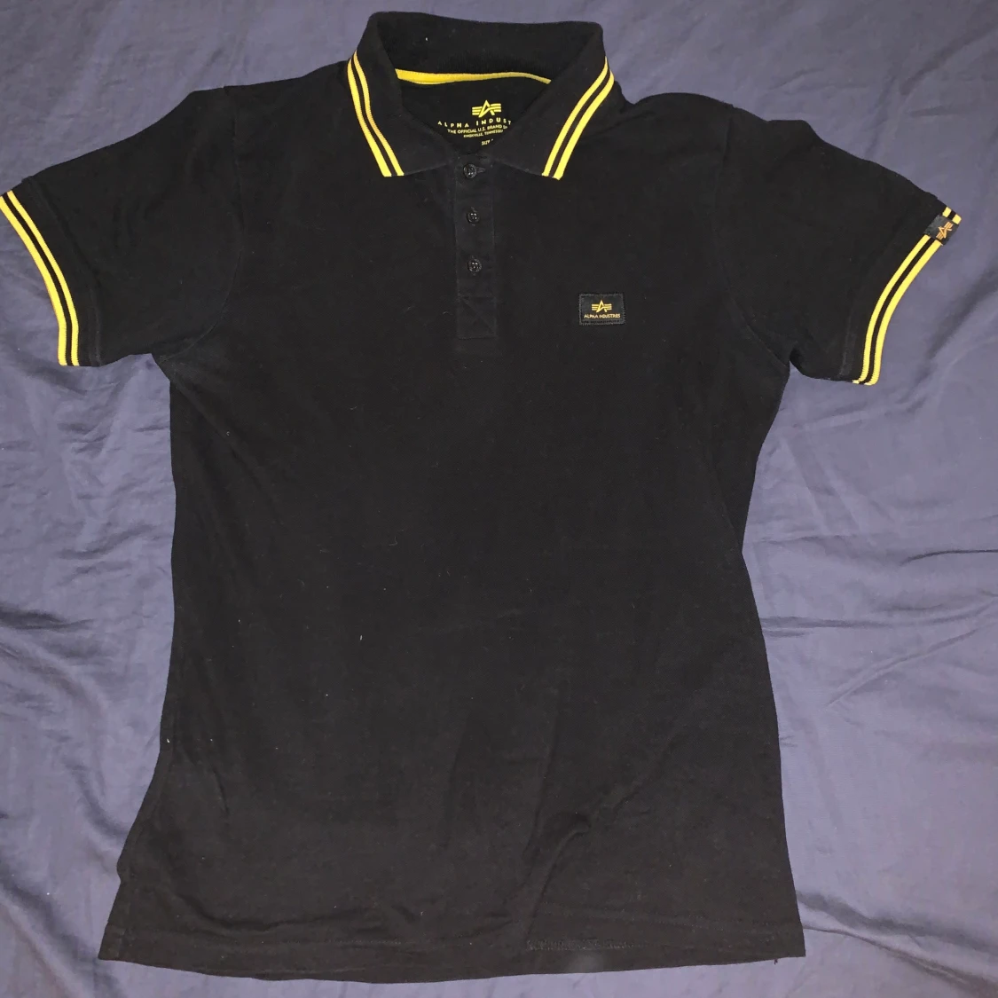 Alpha Industries Svart Piké t-shirt storlek S.  - 90