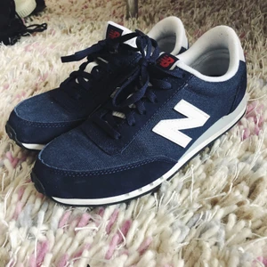 Helt nya New Balance Skor!!💙 - Helt nya och sportiga skor från New Balance! Dessutom väldigt sköna! 
