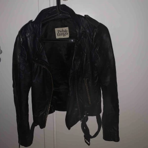  - Skinnjacka från twist & tango, 100% äkta läder. 