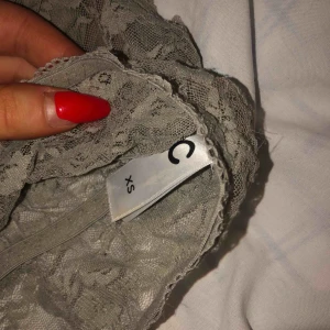  - En bralett ifrån cubus, super fin, måste tyvärr sälja då den blivit för liten, kan mötas upp i norrköping annars står köparen för frakten