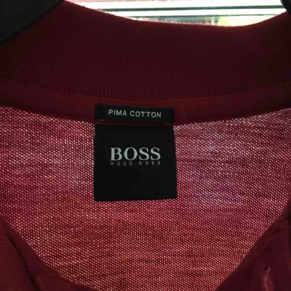 9/10 Hugo boss vintage pike går ej och köpa längre Bra pris betalar frakt själv. Skjortor.