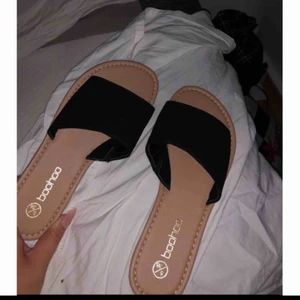  - Aldrig använda på grund av fel storlek. Storlek 38.