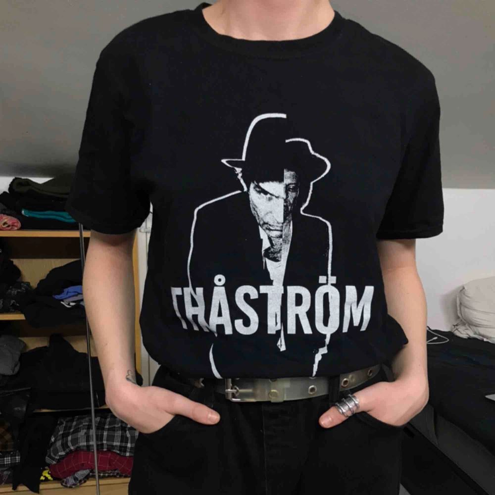 Thåström t - T-shirts | Plick Second Hand