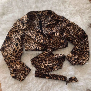  - Sexy toppar. Använd en gång. 