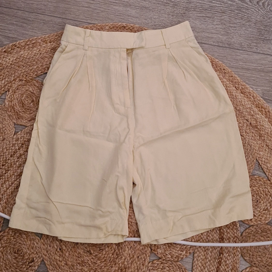 Snygga shorts stl 36 oanvända