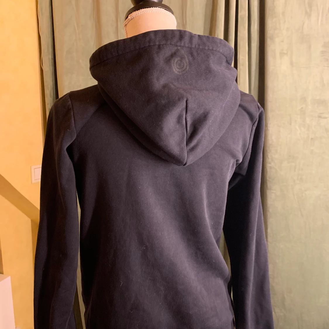  Svart Sail racing hoodie  - 90