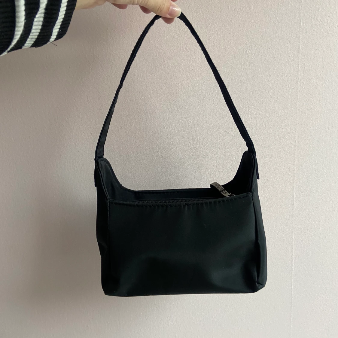 Svart nylonväska - 90