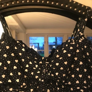 Topp - Jättefint skick förutom trasig dragkedja, mörkblått 