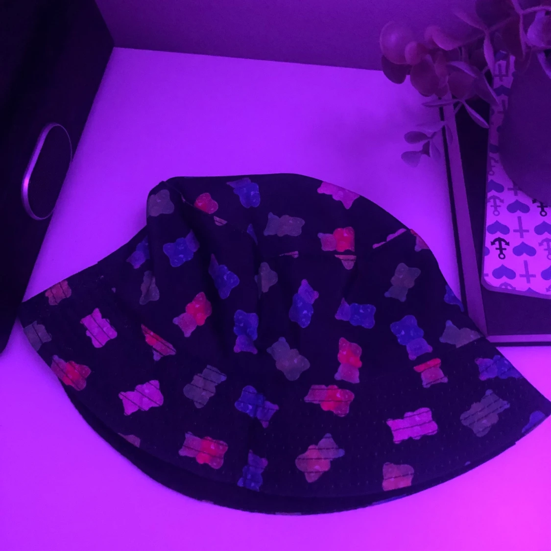 Hatt med gummibjörnar