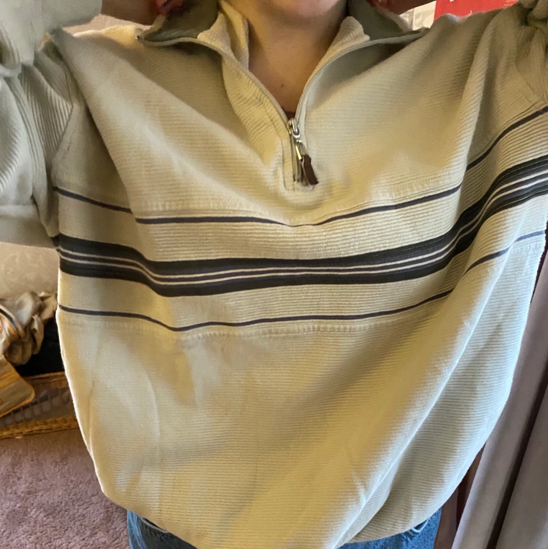 Beige oversized sweater  - 90